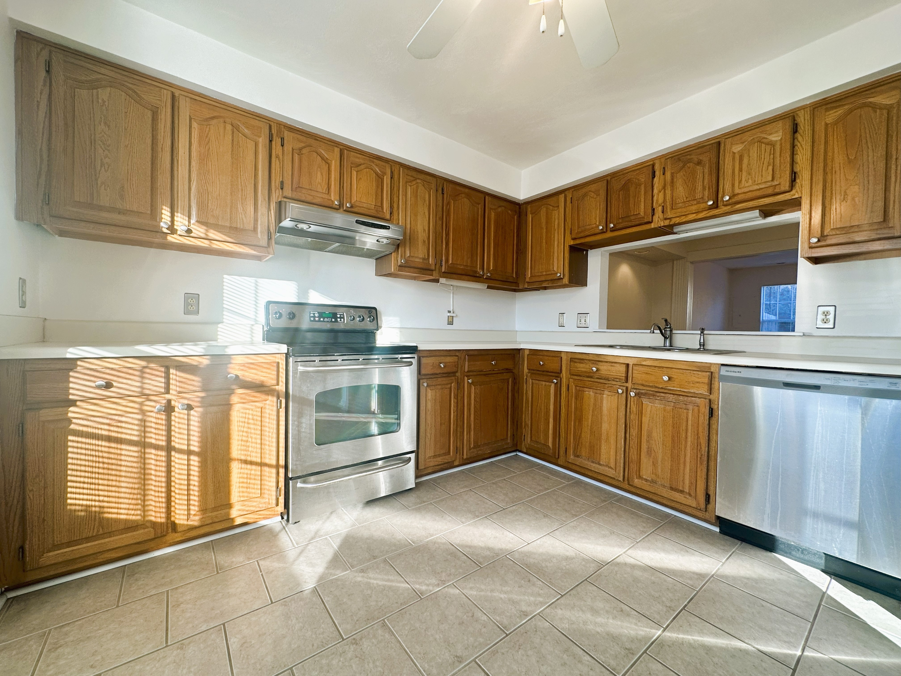 1812 Abbotsbury Way - 1